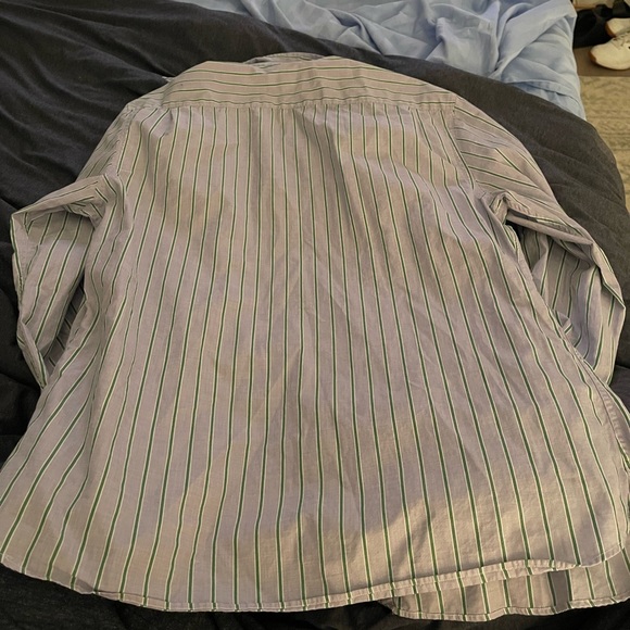 Nice button down - Picture 6 of 6